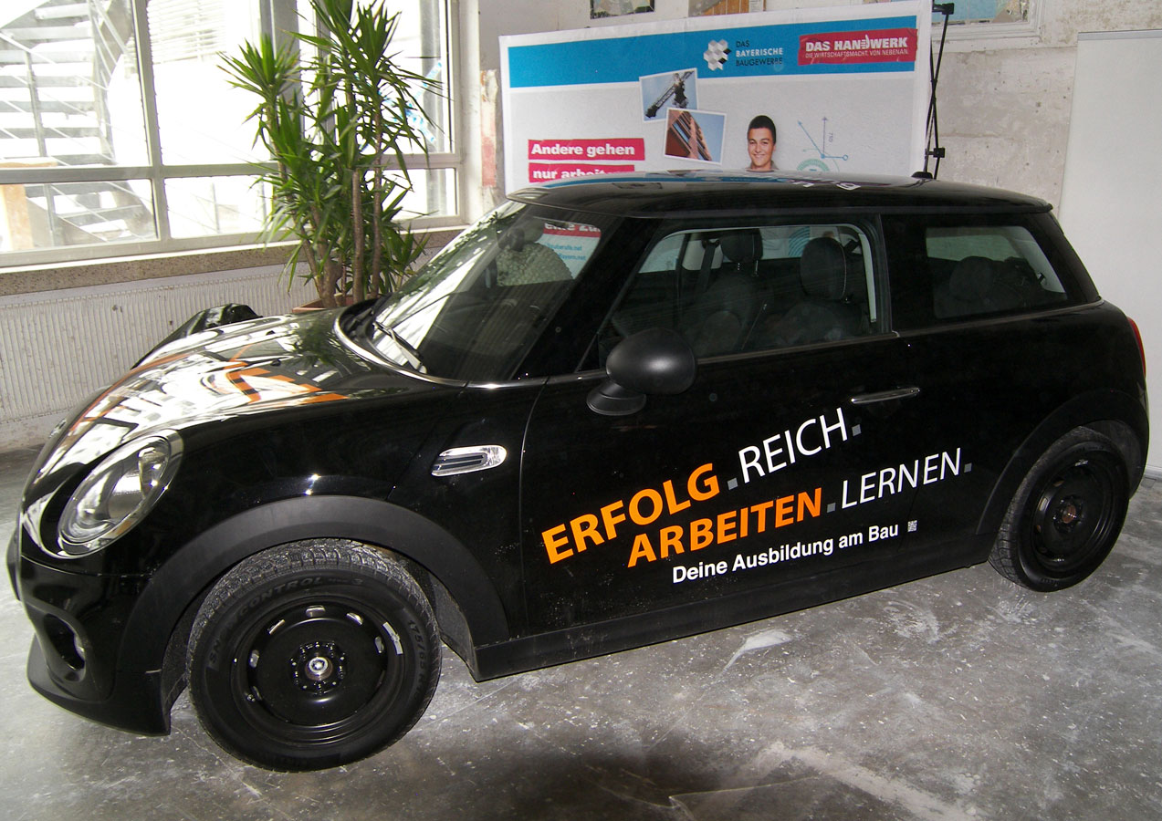 Werbekampagne und Auto-Gestaltung für Bauinnung München